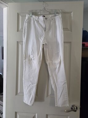 White Distressed Skinny Jeans for Women